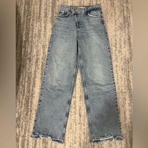 **SOLD** Zara jeans size 4